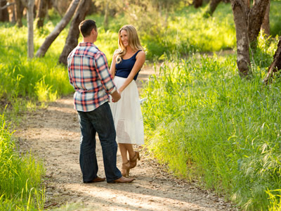 Couples photos outdoors